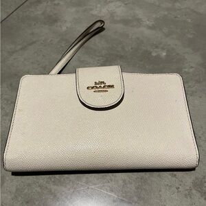 Coach Ivory Wristlet Clutch